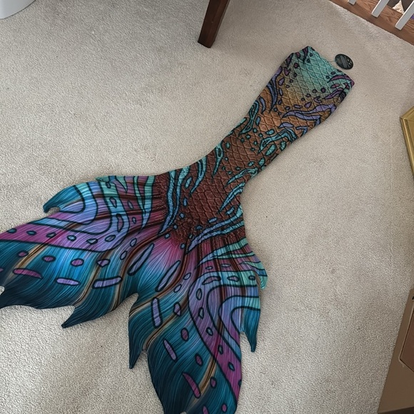 NWT Finfolk Treasure Cove mermaid tail XS - Picture 4 of 6